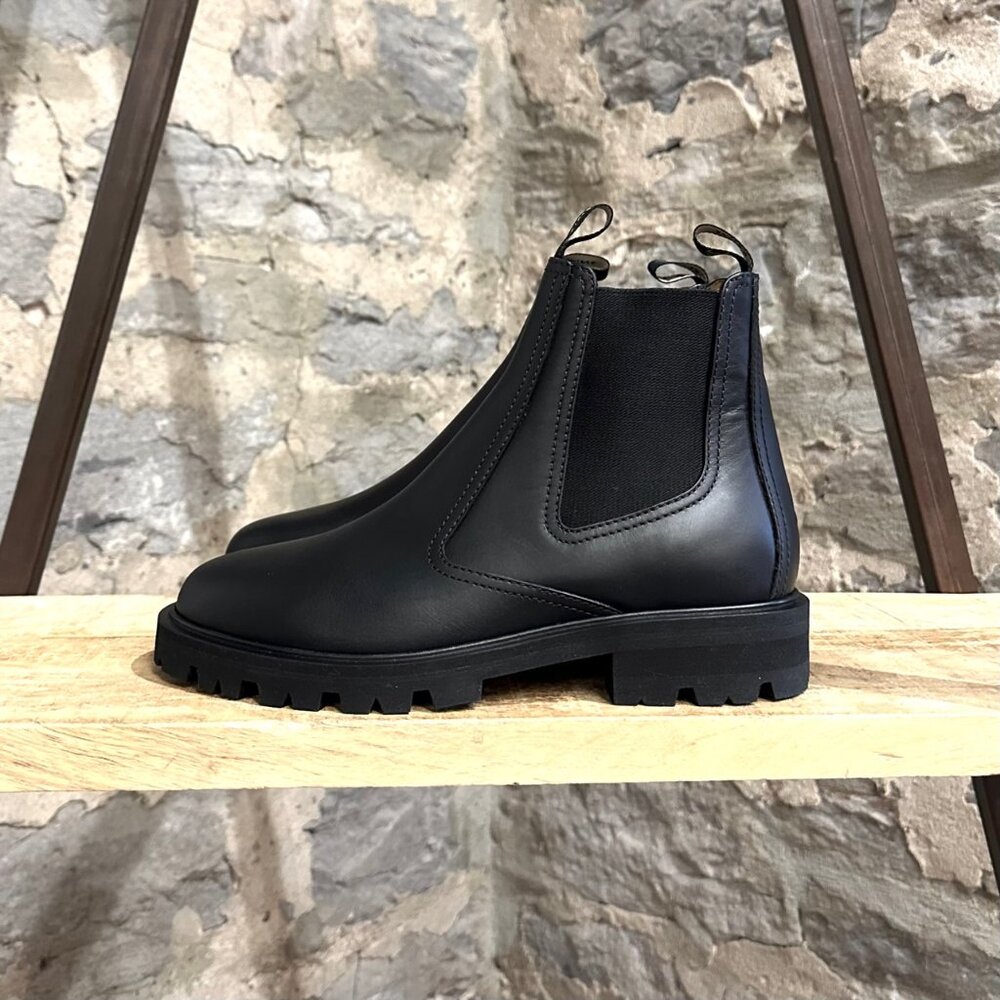 Celine Black Leather Margaret Lug Chelsea Boots - Picture 7 of 13